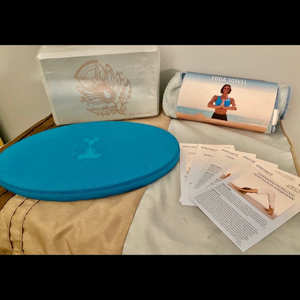 Yoga Accessory Set NWOT
